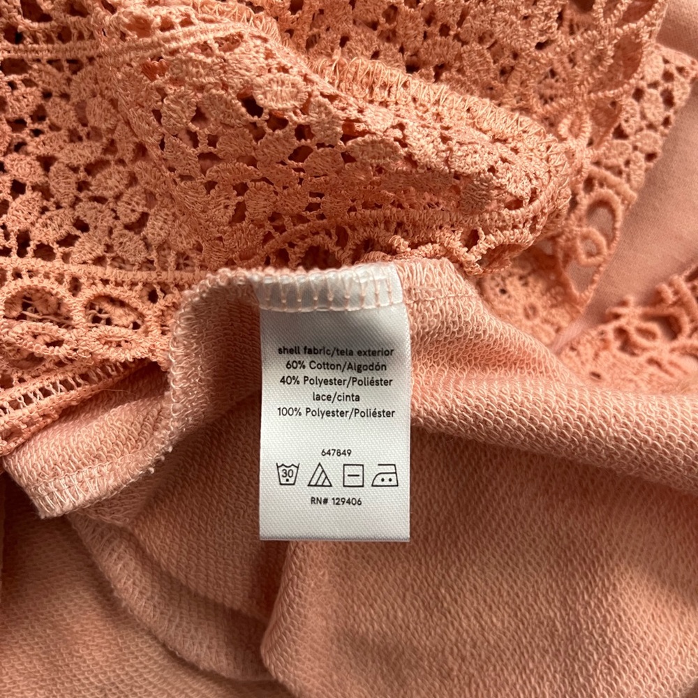 NWOT Venus Crochet Beach Cover Up/Dress with Hood - Picture 13 of 14